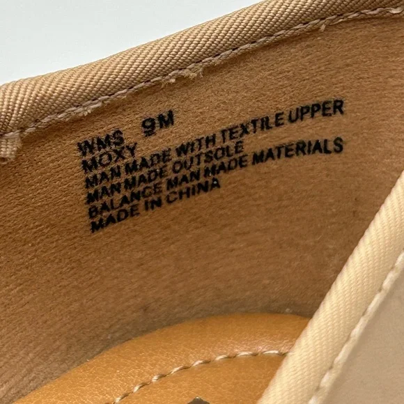 DV by Dolce Vita Moxy Nude Beige Patent Ballet Flats Women’s Size 9 NWB - Picture 10 of 12